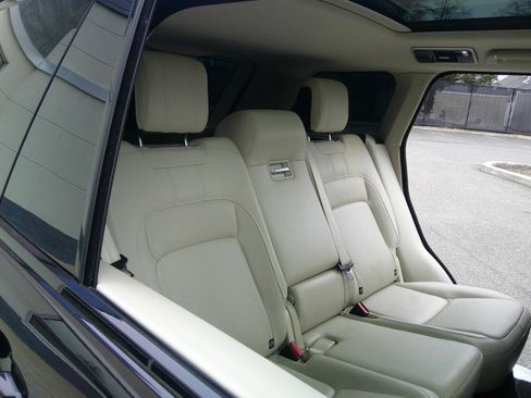 Used 2021 Land Rover Range Rover Westminster Edition image 41