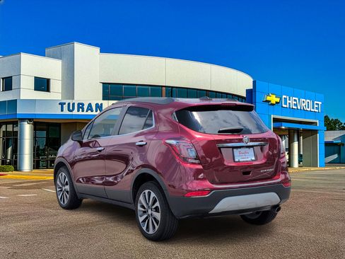 Used 2022 Buick Encore Preferred w/ Safety Package FWD image 3