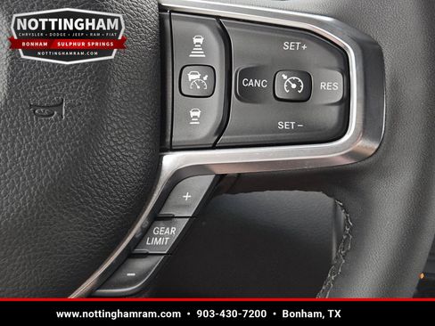 Used 2026 RAM 2500 Laramie AWD/4WD image 22