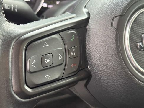 Used 2023 Jeep Wrangler Unlimited w/ Cold Weather Group image 29