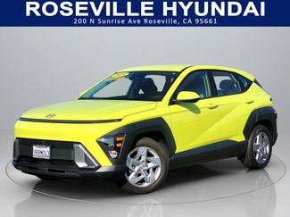 Used 2025 Hyundai Kona SE video 1