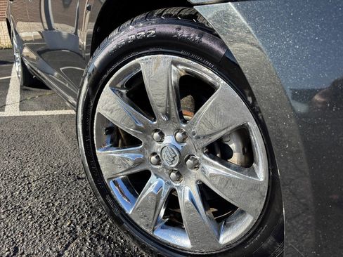 Used 2011 Buick LaCrosse CXL image 6