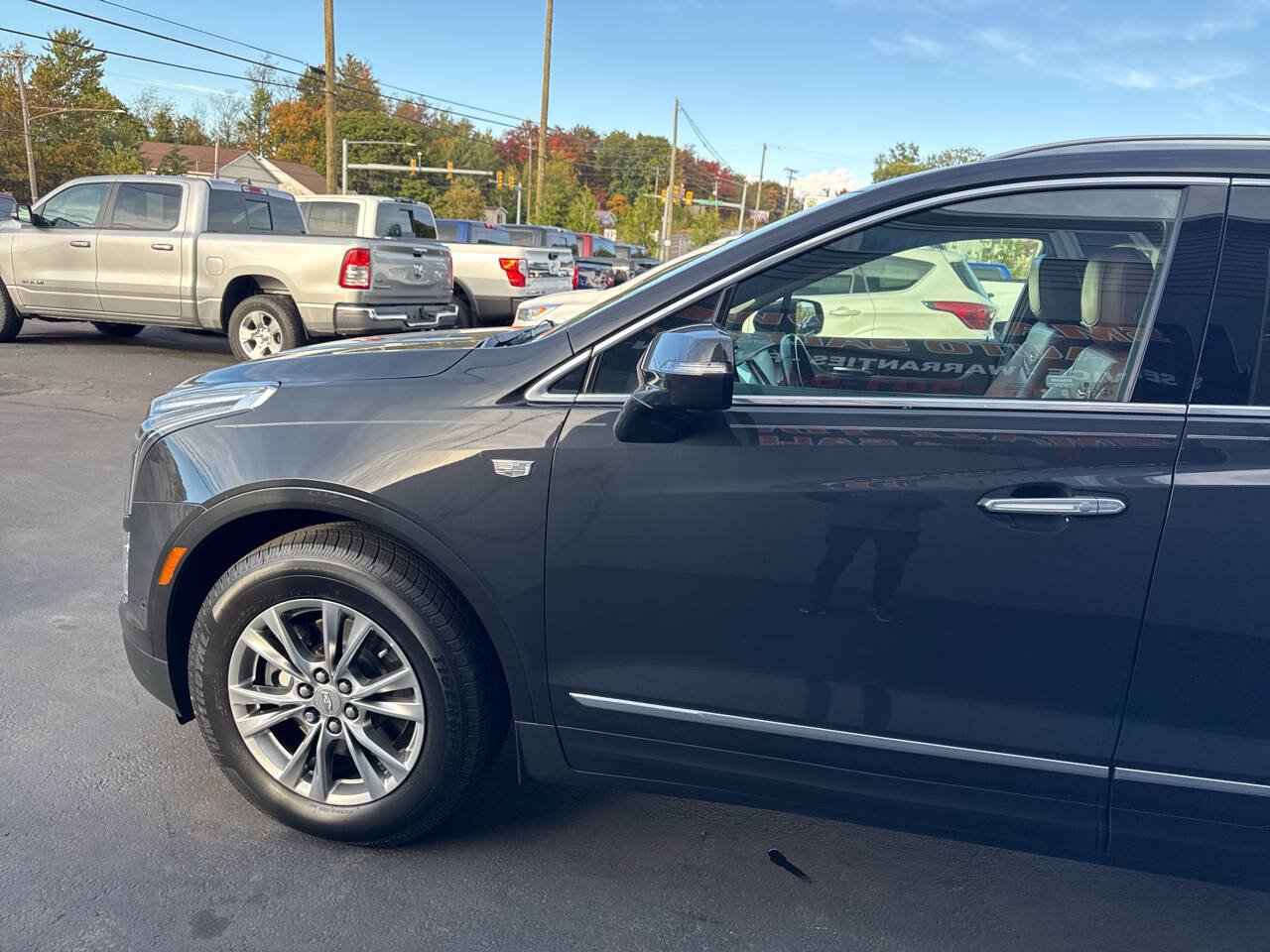 Used 2020 Cadillac XT5 Premium Luxury AWD/4WD image 4