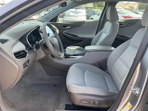Used 2025 Chevrolet Malibu LT FWD image 27