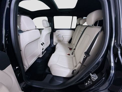 New 2026 Mercedes-Benz GLB 250 image 22