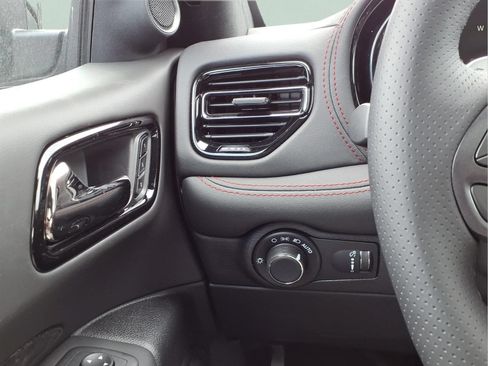 New 2026 Dodge Durango GT AWD/4WD image 9