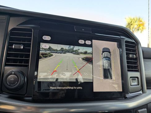 New 2025 Ford F150 Lariat w/ Equipment Group 502A High image 26