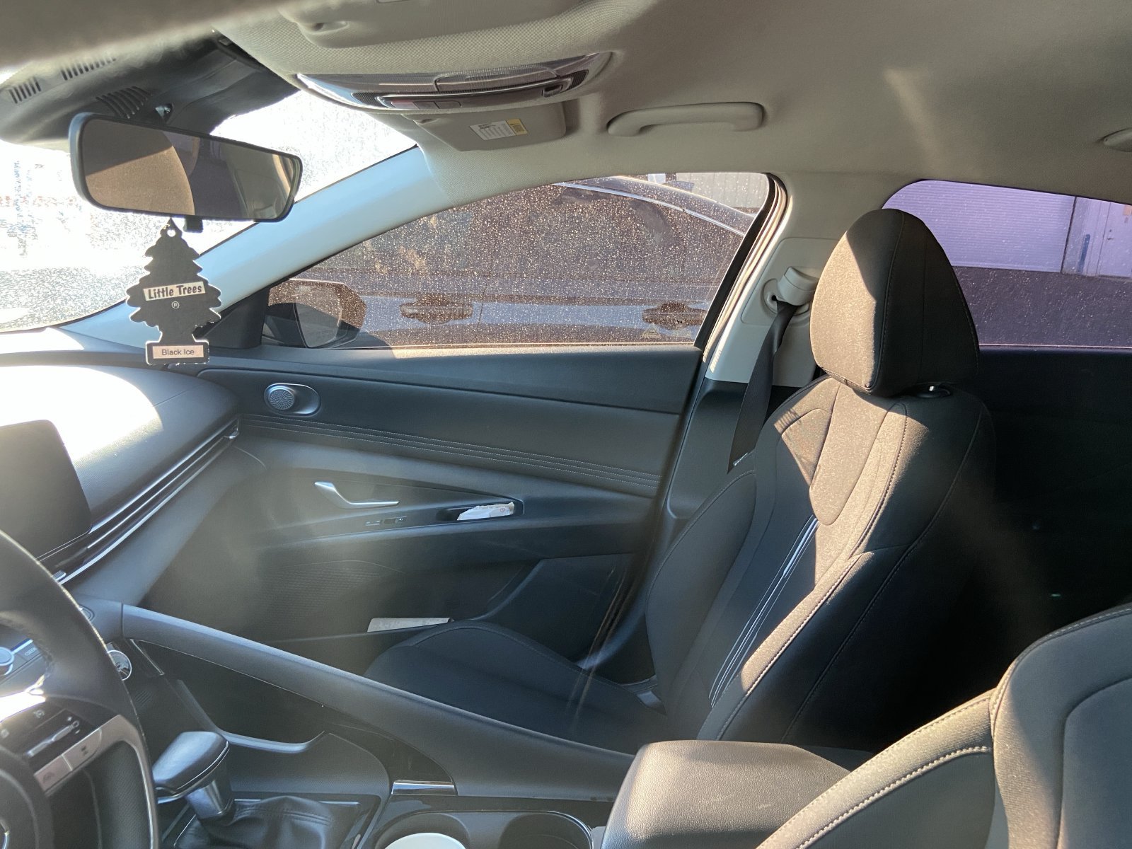 Used 2023 Hyundai Elantra SEL w/ Convenience Package FWD image 10