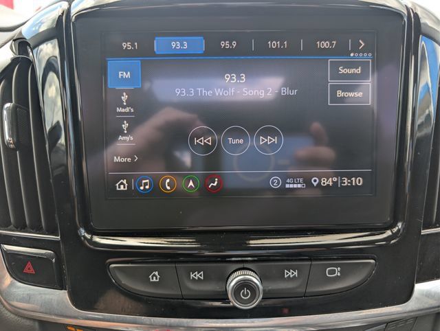 Used 2020 Chevrolet Traverse Premier w/ Redline Edition AWD/4WD image 25