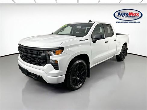 Used 2024 Chevrolet Silverado 1500 Custom w/ LPO, Dark Essentials Package image 4