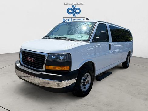 Used 2025 GMC Savana 3500 LT w/ LT Preferred Equipment Group RWD image 2