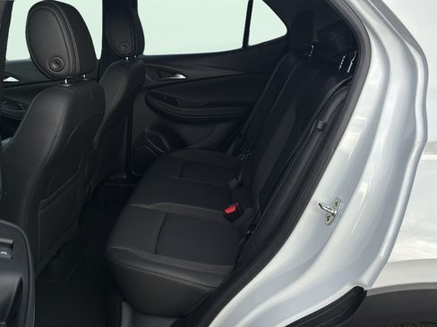Used 2025 Buick Encore GX Preferred FWD image 15