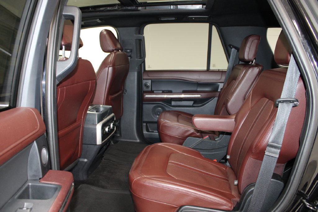Used 2022 Ford Expedition Limited AWD/4WD image 25