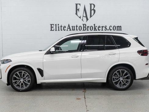 Used 2025 BMW X5 xDrive40i image 2