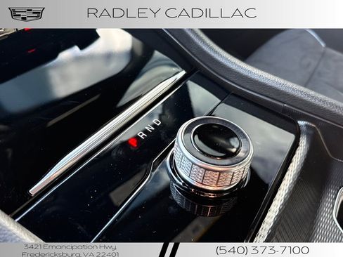 Used 2024 Jeep Grand Cherokee L Altitude image 11