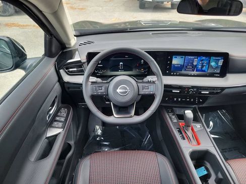 New 2026 Nissan Kicks SR w/ Cold Weather Package FWD image 22