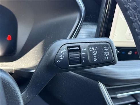 Used 2023 Ford Escape Platinum AWD/4WD image 21