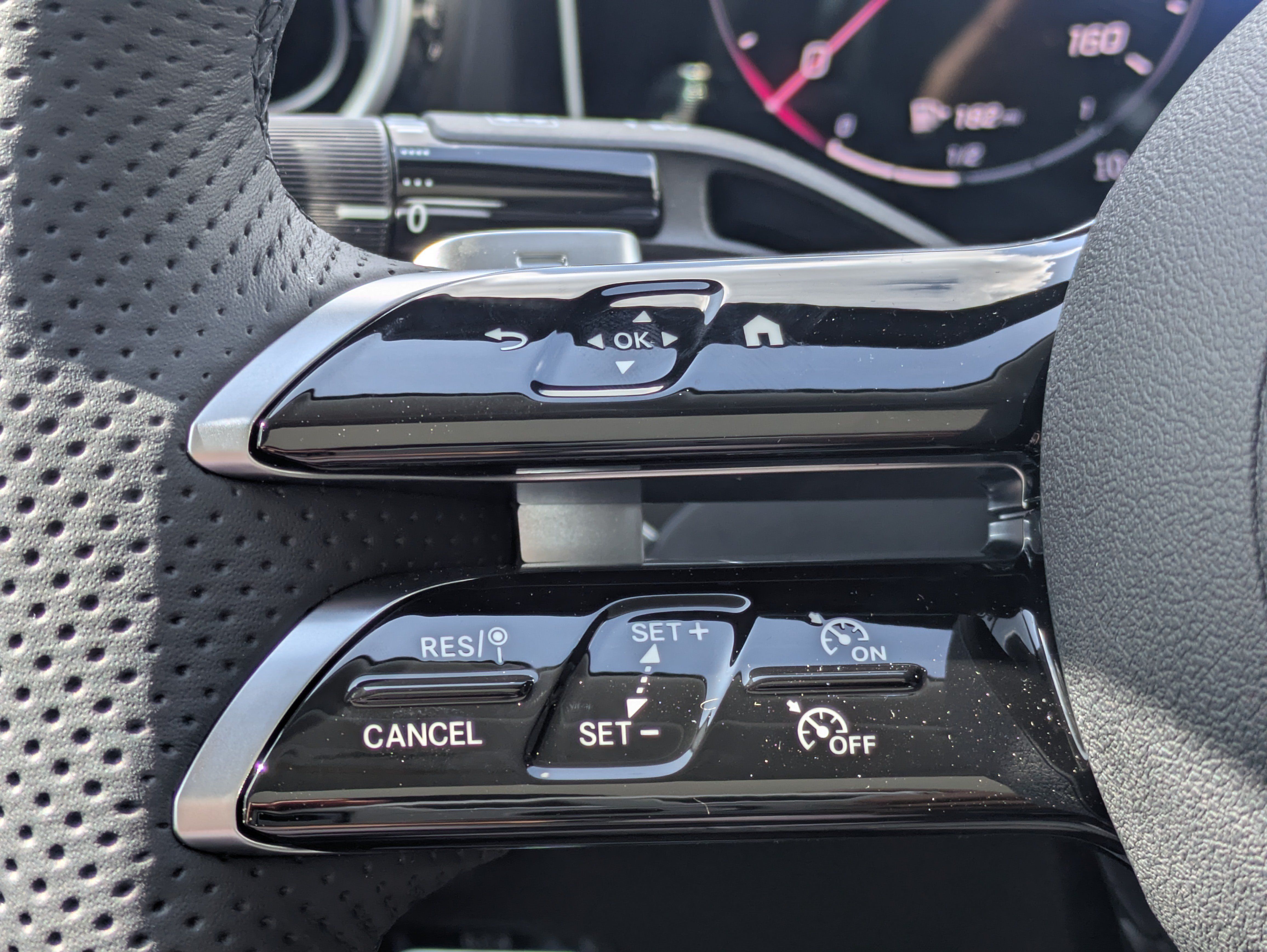 New 2026 Mercedes-Benz C 300 4MATIC Sedan image 26