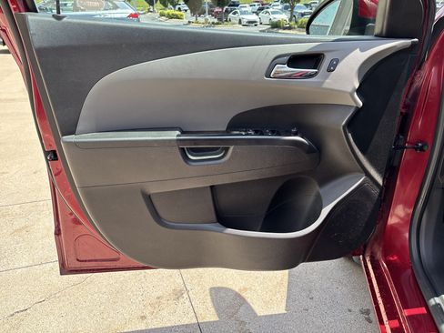 Used 2019 Chevrolet Sonic LT FWD image 12