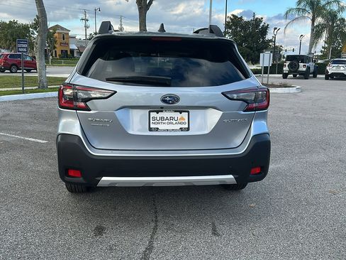 New 2025 Subaru Outback Limited image 23