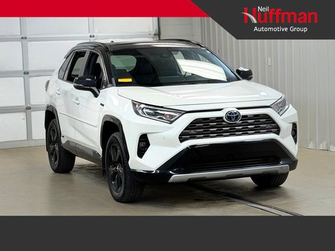 Used 2020 Toyota RAV4 XSE AWD/4WD image 1