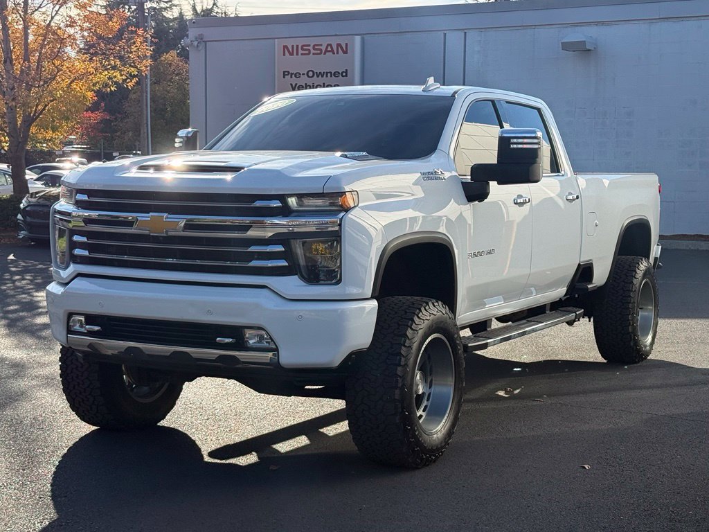Used 2020 Chevrolet Silverado 3500 High Country w/ Z71 Off-Road Package AWD/4WD image 3