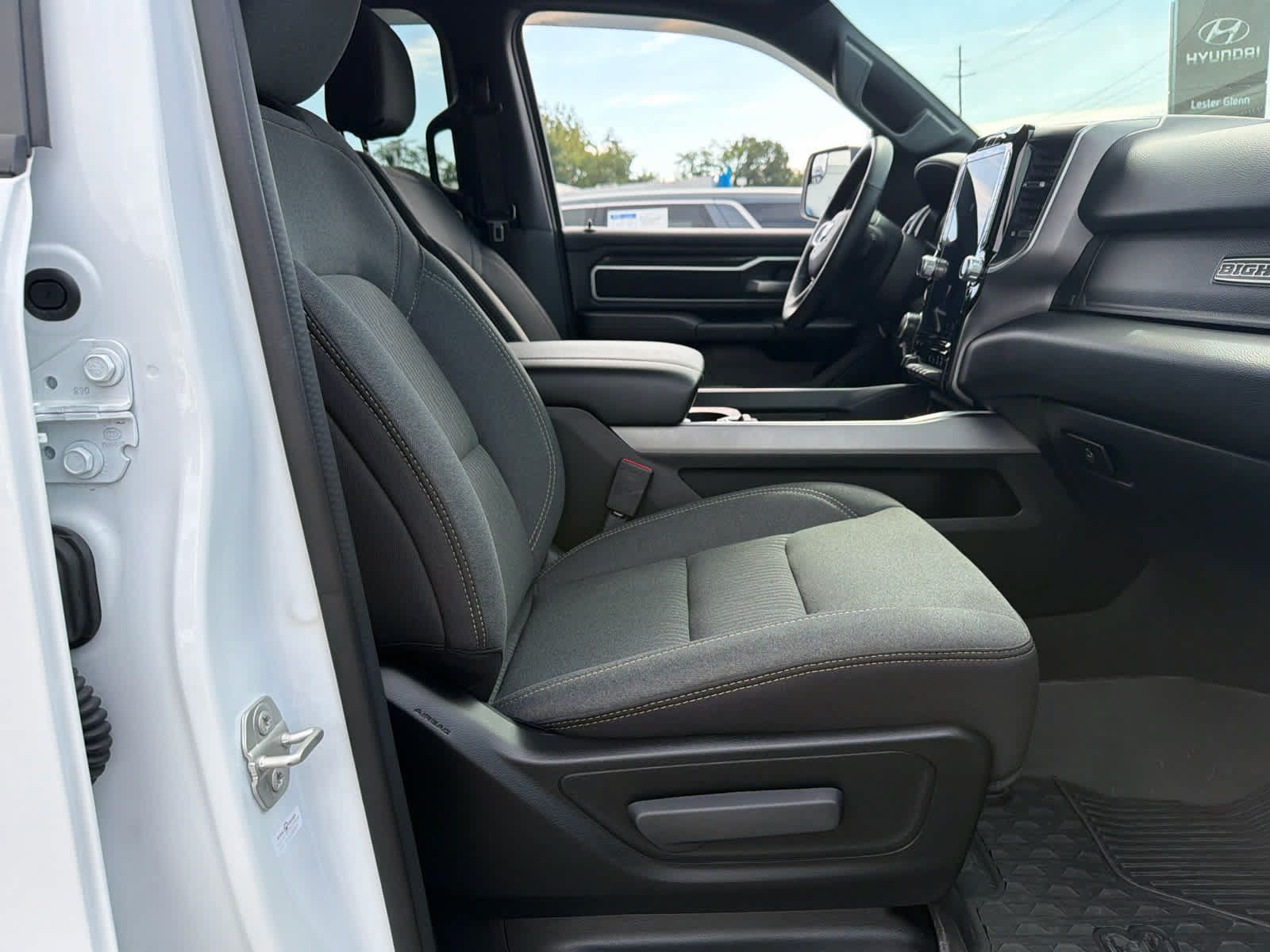 Used 2023 RAM 1500 Big Horn AWD/4WD image 26