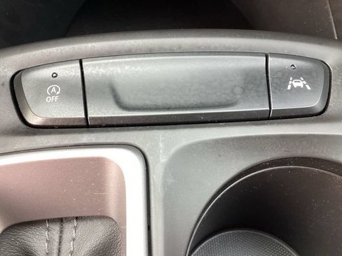 Used 2024 Chevrolet Trax LS w/ LS Convenience Package FWD image 26