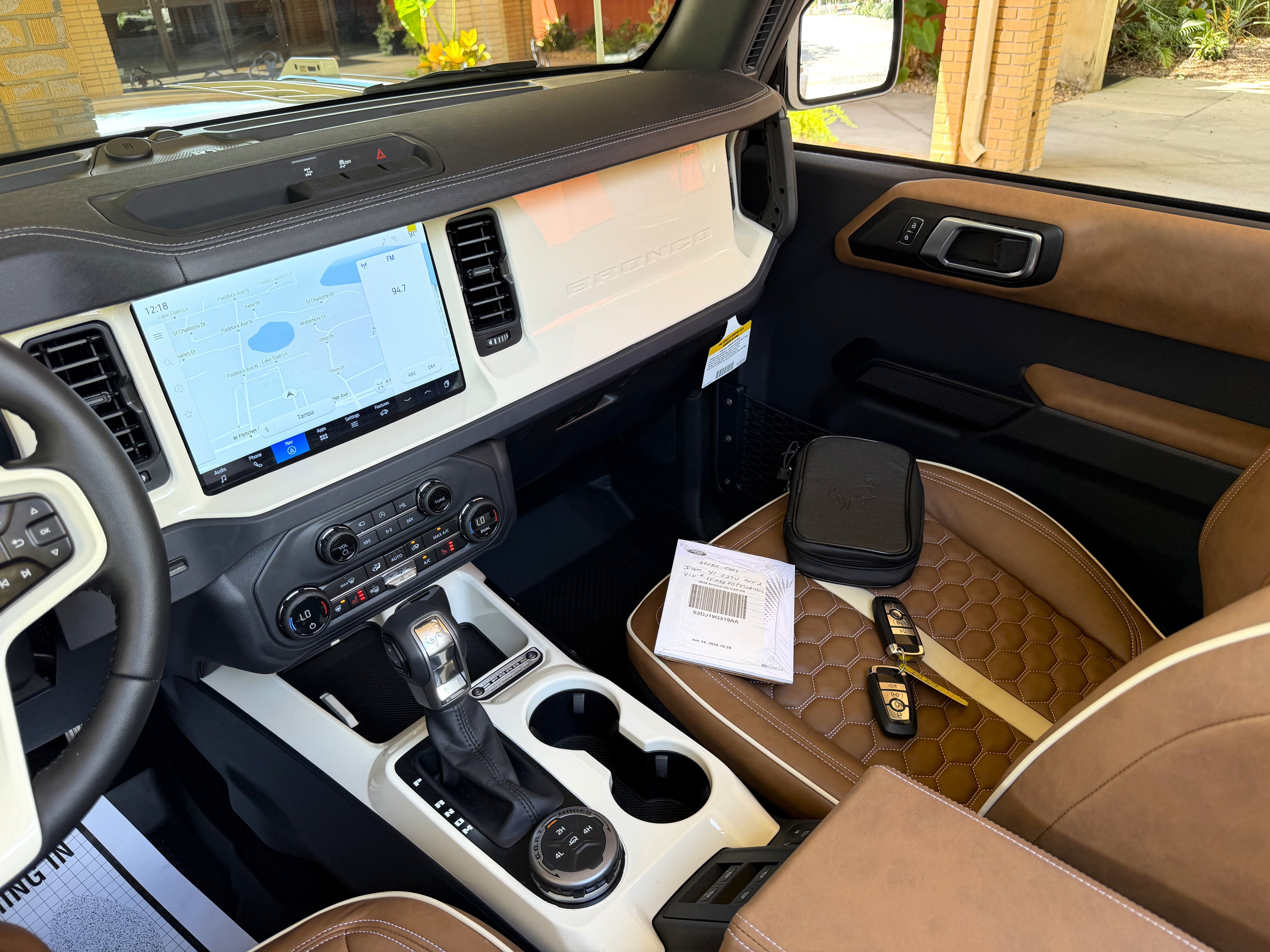Used 2025 Ford Bronco Outer Banks AWD/4WD image 29