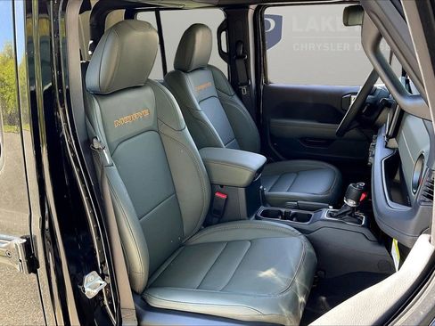 New 2026 Jeep Gladiator Mojave AWD/4WD image 22