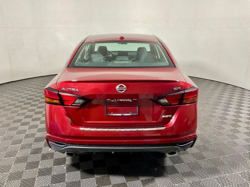 Used 2019 Nissan Altima 2.5 SR w/ SR Premium Package AWD/4WD image 15
