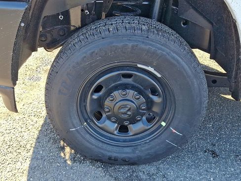 New 2026 RAM 2500 Tradesman AWD/4WD image 19