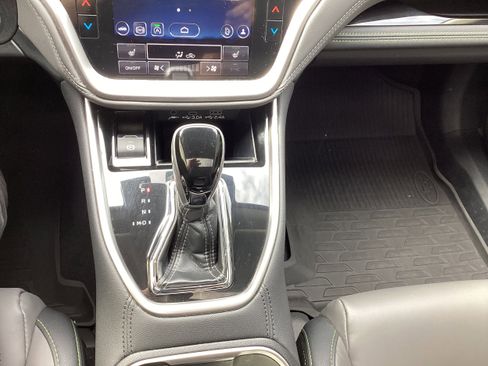 Used 2024 Subaru Outback Onyx Edition AWD/4WD image 21