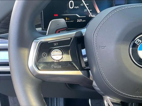 Used 2025 BMW 740i 740i w/ Premium Package image 20