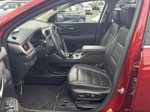 Used 2023 GMC Acadia Denali w/ Denali Ultimate Package image 4