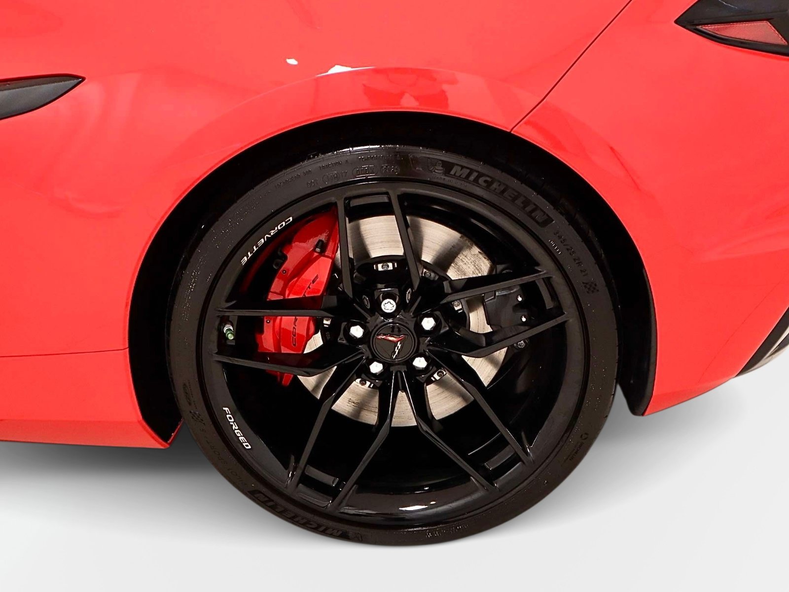 Used 2025 Chevrolet Corvette Z06 RWD image 9