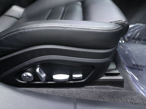 Used 2018 Porsche Panamera Turbo S Executive w/ Assistance Package AWD/4WD image 98