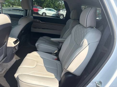 Used 2022 Hyundai Palisade Calligraphy w/ Cargo Package FWD image 18