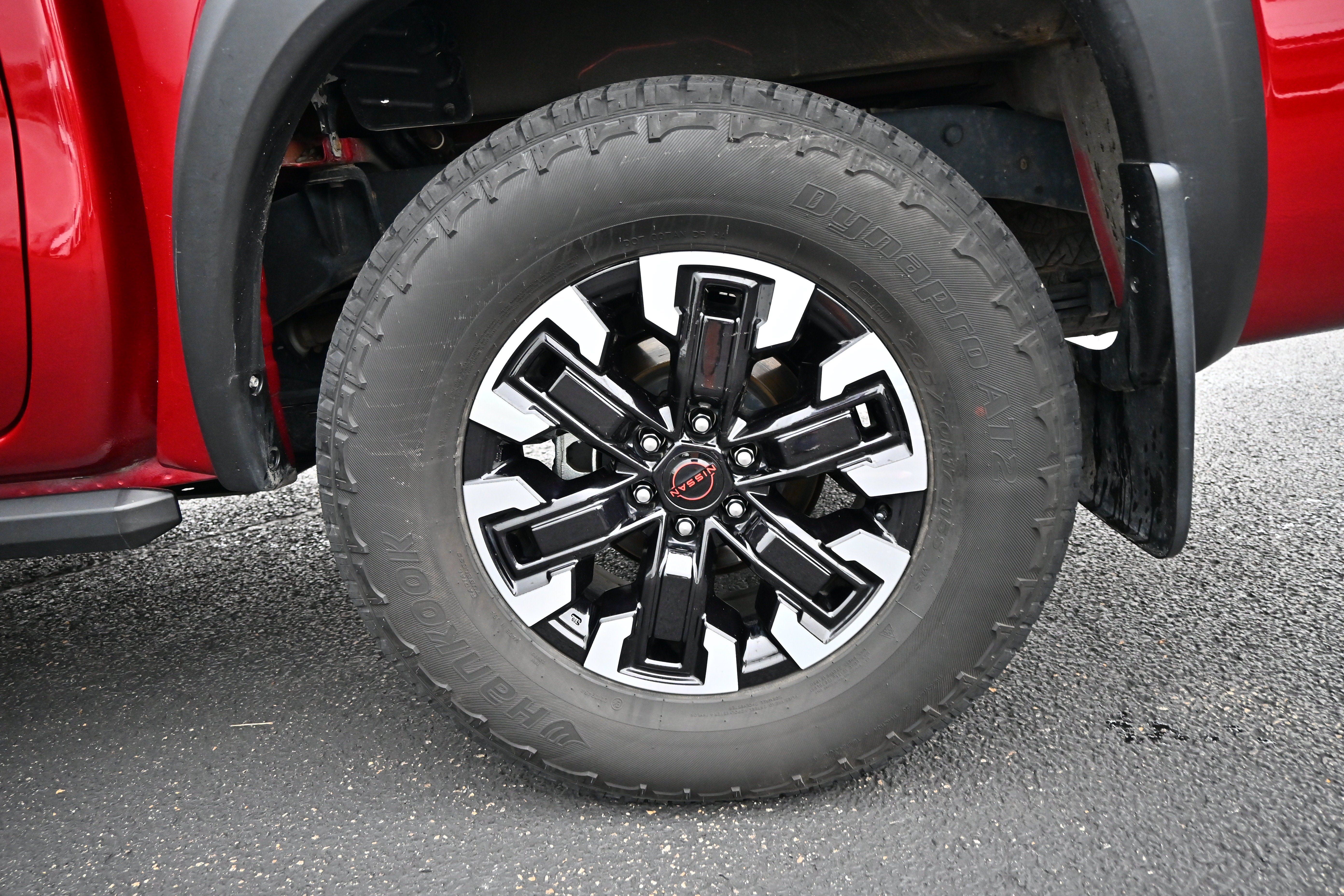 Certified 2024 Nissan Frontier PRO-4X w/ Pro Convenience Package AWD/4WD image 12