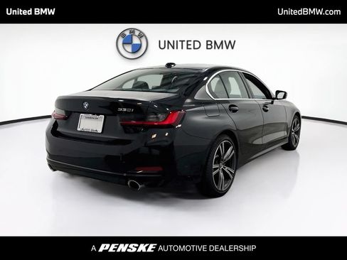 Certified 2024 BMW 330i Sedan RWD image 5