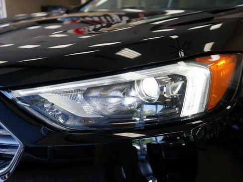 Used 2022 Ford Edge Titanium image 20