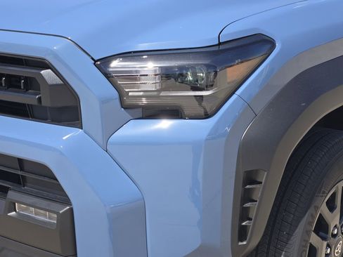 New 2026 Toyota 4Runner SR5 AWD/4WD image 6