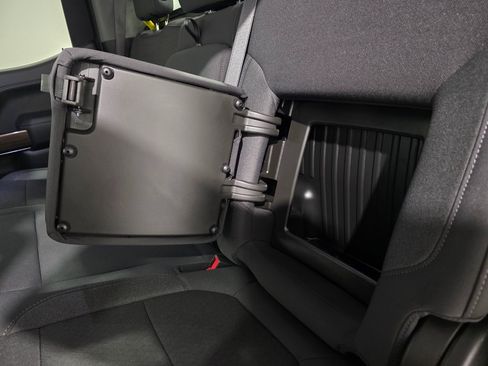 Used 2022 Chevrolet Silverado 1500 LT Trail Boss w/ Convenience Package II image 22