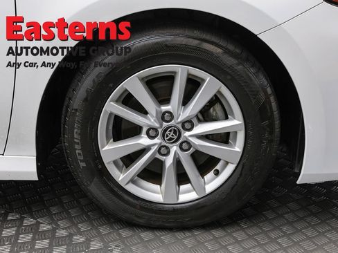 Used 2025 Toyota Camry LE FWD image 31