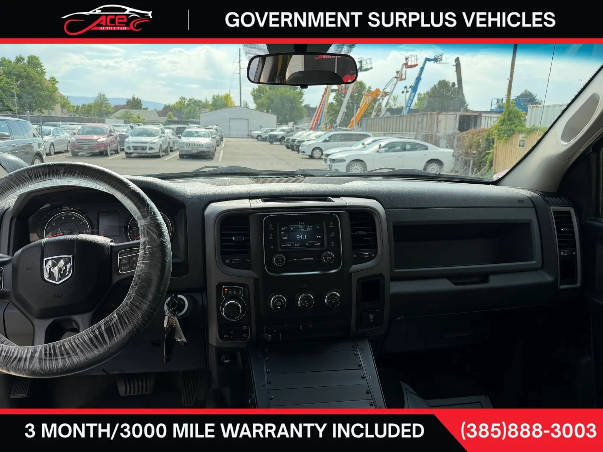 Used 2020 RAM 1500 4x4 Crew Cab Classic w/ Chrome Appearance Group image 11