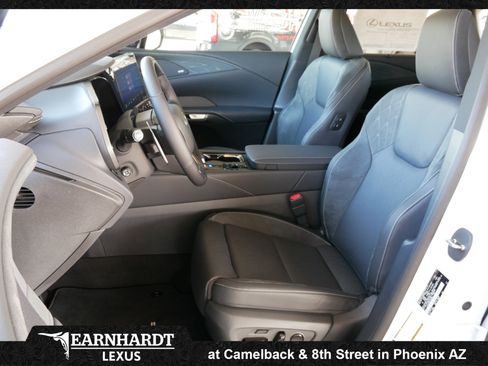 New 2026 Lexus RX 450h AWD image 2