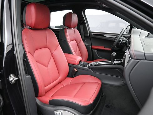 New 2026 Porsche Macan S AWD/4WD image 30