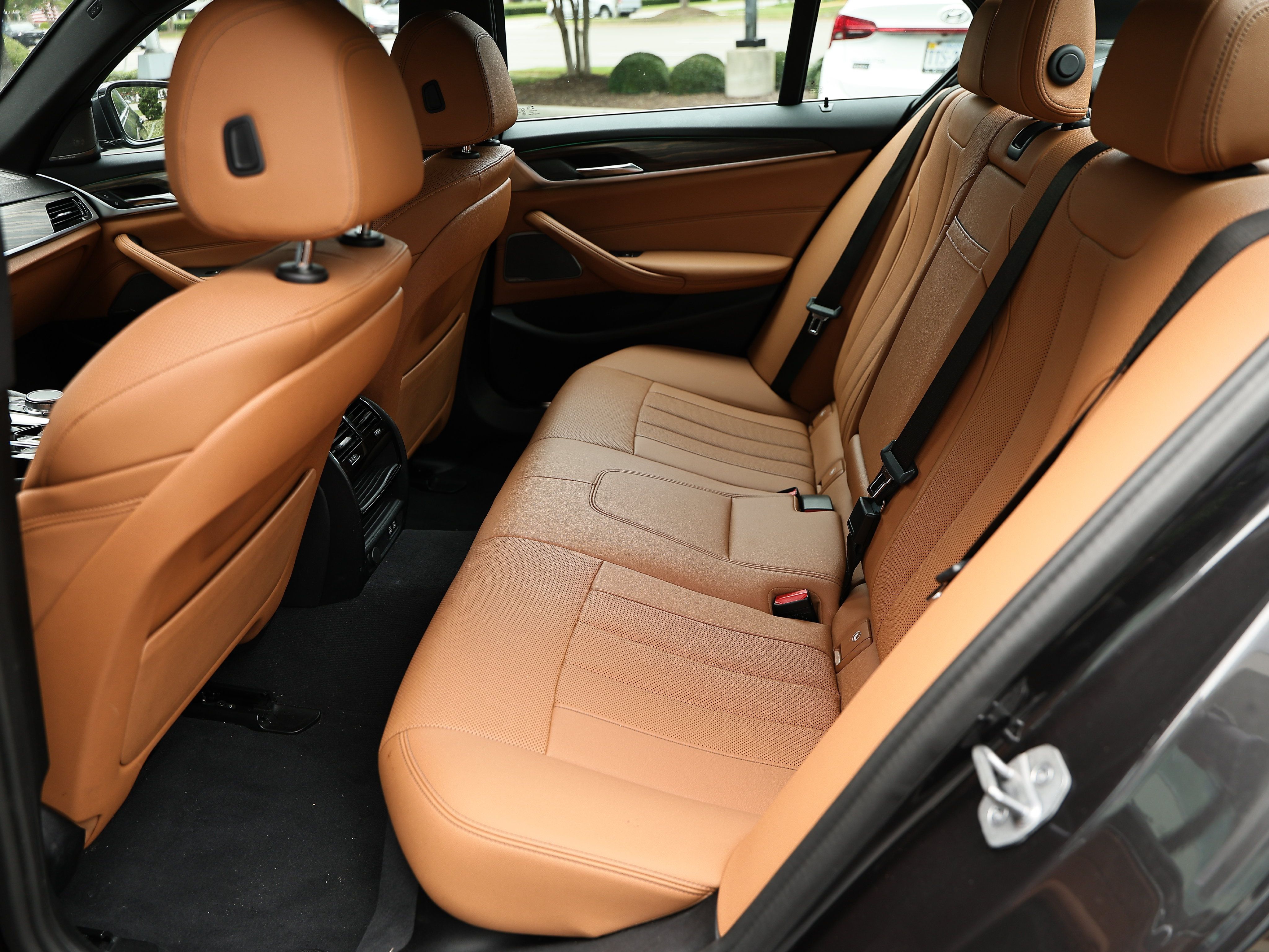 Used 2023 BMW 540i xDrive w/ Premium Package AWD/4WD image 26