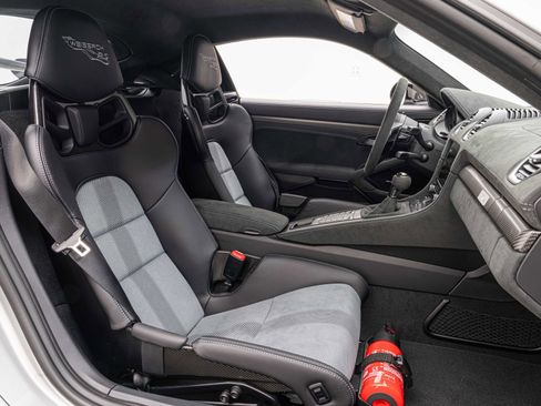 Used 2023 Porsche 718 Cayman GT4 RS RWD image 29