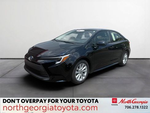 Certified 2024 Toyota Corolla LE w/ LE Convenience Package FWD image 1